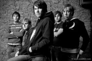 Hawthorne Heights. Is A Great Band Totally Amazing Band No Lie They Are Truly The Best Band There Is EVER!! XD <3
