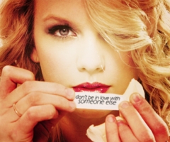  Just a misceláneo picture of Tay that I like. (:
