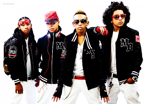 im in love wit them and their personality each and every one of them are sweet and charming and everything a gurl would want in a boy. like i alwayz say itz not about how they look in the outside itz how they look in the inside. i think that means wat kind of person they are. well anyway i love rayray for rayray i love prodigy for prodigy i love roc for roc and i DEFINTLY love princeton for princeton and i hope they never change