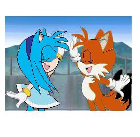 can you draw Crystal the Hedgehog and Sara the Fox?

