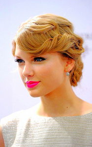  Pretty Taylor :)