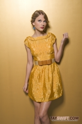 Taylor with a belt :)