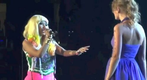 Nicki and Tay <3 They got that super bass lol