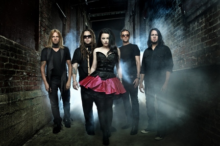 Evanescence <3 
but also Metallica and Garbage