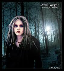 Avril Lavigne As A Vampire.............