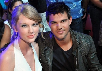  Taylor snel, swift with Taylor Lautner :)