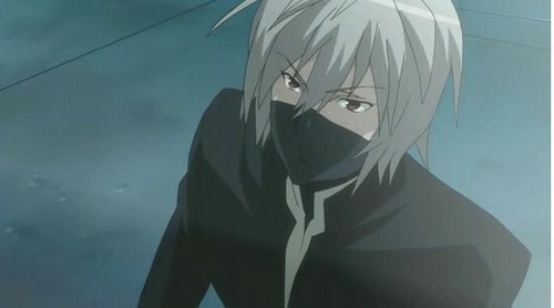 Homura's gender is kinda hard to tell, especially when he's covering his face. His voice doesn't help matters, either.