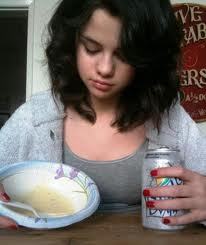 this pic makes me LOL. she is sad about butter
and sprite zero. 