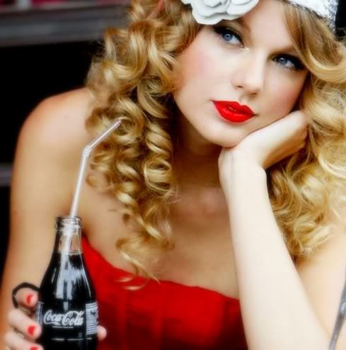 taylor with food <13