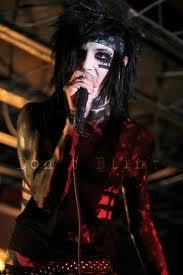 omg ppl ANDY TRUCKIN' SIXX (Beirsack now but, ya know...) Now I know what u HSM and Camp Rock Фаны r sayin' "Mweah, I'm gonna have a nightmare now..." but THIS is real music. He is soooo SHMEXXIIII!!!!!!!!!