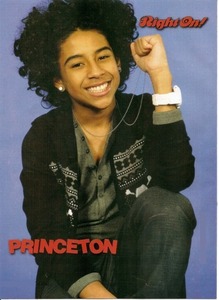  i wuld pic princeton. but i wuldnt lik it cuz boys dont need to fight over wut they can have later.