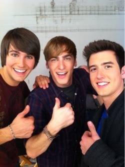  James is the hottest member of BTR because his hair and his personally. I cinta him a lot!!!!!!!!!!!!!!!!!!!!!!!!!!