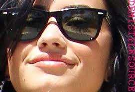  she looks cute!! it sagte that her eye makeup is not done,who cares,what is the big deal having ur eye makeup when ur wearing a pair of sunglasses?:D btw she looks really cute and sweet[ i think] ur'll??? here is my one