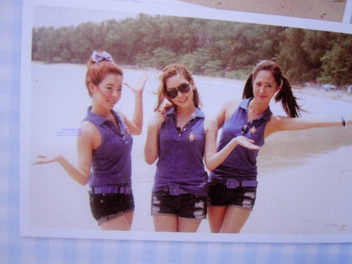 My fave member in snsd is : sun, tae and yuri..^_^