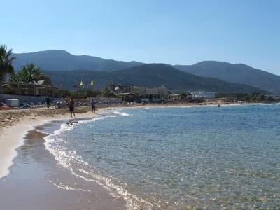  A plage in Greece? Not bad.