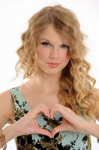 Taylor Swift 
Heart