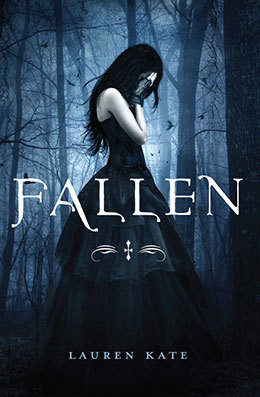  I would suggest Fallen によって Lauren Kate. It is filled with suspense, fallen angels, romance, and a 苦い self-repeating loving fate for main characters Lucinda Price and Daniel Grigori.