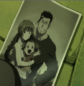  Alrighty Here's a picture of the Hughes Family (Maes,Gracia and their Daughter Elecia)..but still this was from the saddest scene ever in my opinion!,but anyway here it is!