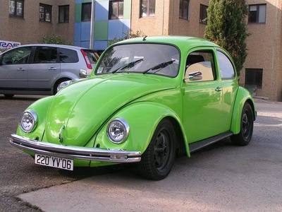  on my computer playing sims 2 and downloading crap for it. Please enjoy this random picture of a Volkswagen "bug"