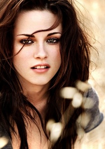 i like bella the most all the way:). all with her is cool,without Edward. But i like and also Dislike Alice sometimes. 