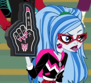 GO GHOULIA YELPS™!