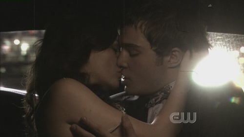 Blair and Chuck.
I love them.

Picture is from Season 1 "Victor/Victrola"