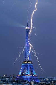  Eiffel tower
