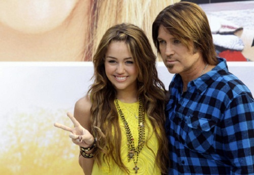  miley with her dad!!