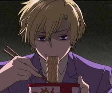  Tama-chan with his رامین Noodles!