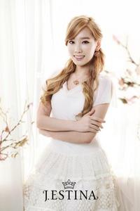 Happy Birthday to my goddess, Kim Taeyeon. She's so beautiful in this picture :) Much love, your SONE.