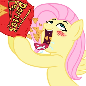  Smile Fluttershy,you're beautiful.
