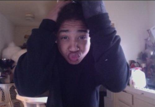  I would makeout with roc bcuz tht be longer than the otha choice