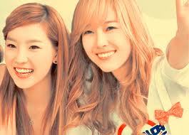  Taeyeon and the |c3 pr|nc3ss didn't do plastic surgery but the other's did. I think Sunny oder Tiffany oder Hyoyeon did the most. I still Liebe SNSD though, whether they did plastic surgery oder not.