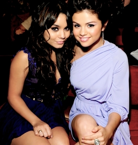 Here's mine,Hope u <3 it!(Sel in a blue dress with Vanessa Hudgens) :