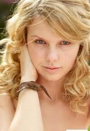  Like natural as in no make up? Well anyway, this is her without make up.
