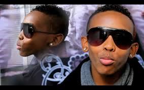 I think dat he is really smart and sexy and sweet i love Prodigy...