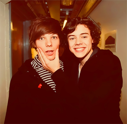  Larry Stylinson, of course! <3