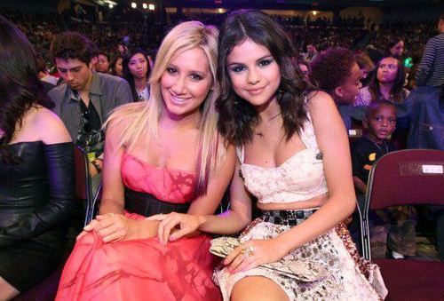 Selena with Ashley :)
