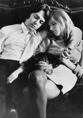  Paul and Linda McCartney.