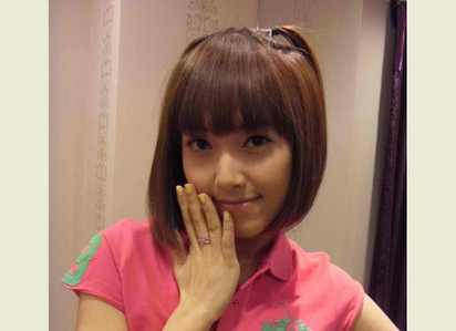  Jessica Jung wearing 粉, 粉色