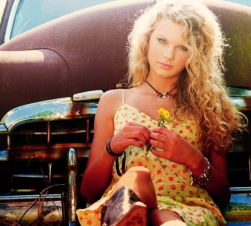 mine<3
tay with - beautiful hair
             - beautiful eyes
             - beautiful dress
             - and looking happy