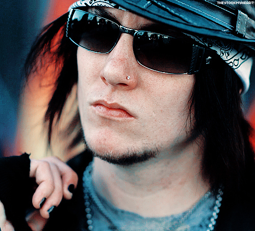  Synyster Gates. Unfortunately it's now Arin.