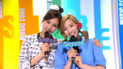  Seohyuuunn!!! then TaeTae..but the other is pretty too...
