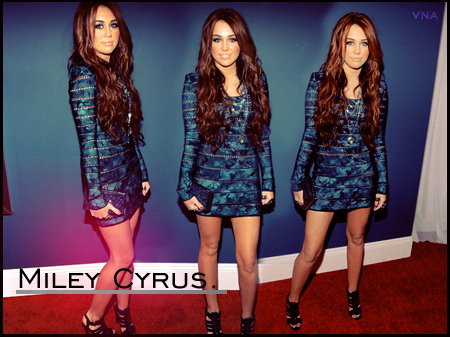  Miley at awards <3