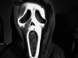 I like horror movies...
But i always screaming when i watch it...
The good thing is I like horror movies..
But the bad thing is I cant sleep at night...
I always screaming when I see "SCREAM" movie...
murder....