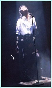  I can't begin to tell あなた how many dreams I've had of Michael, but I've had several of them. Just keep on dreaming of Michael as あなた can.