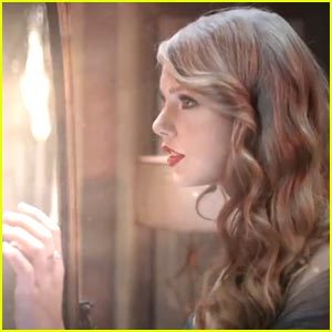  Post a pic from Tay's new wonderstruck commercial!!!