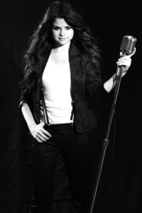 Post a black and white pic of Selena Gomez.First place 10 props.Second place 8 props.Third place 5 props :)