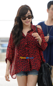  [CONTEST] post Fany in red!