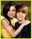 paste a pictures with Selena and Justin